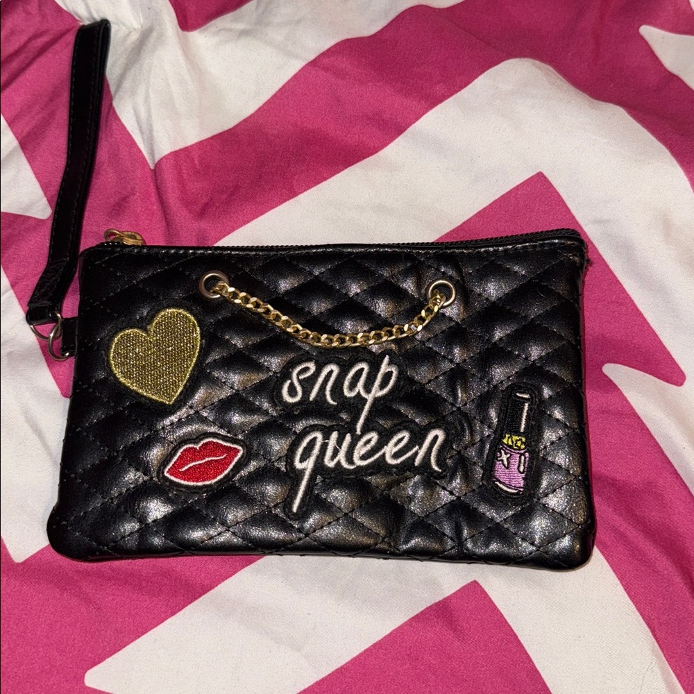The Children's Place Black Quilted Snap Queen Bag